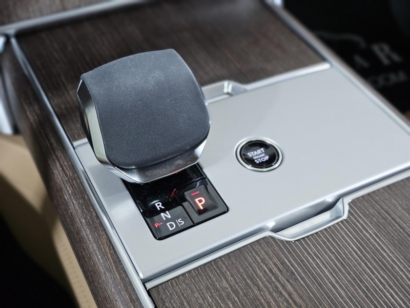 Купить Land-Rover Range-Rover Autobiography дизель 2026 id-1007085 в Киеве, Фото №23