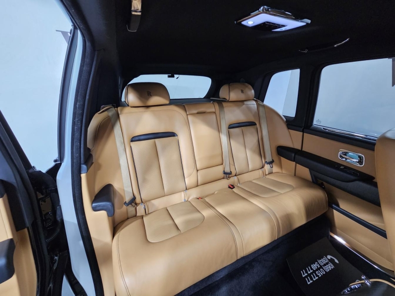 Rolls-Royce Cullinan бензин 2019 id-1007112 Купить Rolls-Royce Cullinan бензин 2019 id-1007112 в Киеве, Фото №5