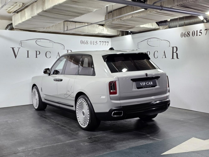 Rolls-Royce Cullinan бензин 2019 id-1007112 Купить Rolls-Royce Cullinan бензин 2019 id-1007112 в Киеве, Фото №7