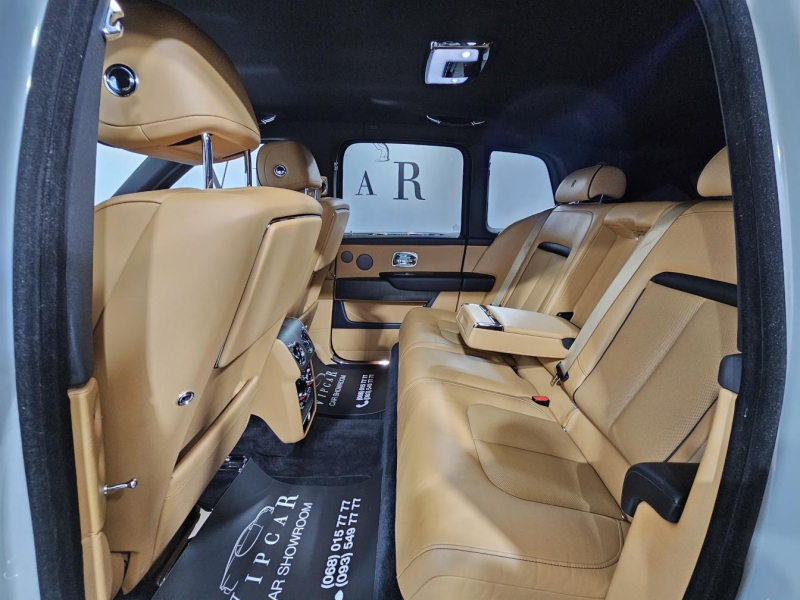 Rolls-Royce Cullinan бензин 2019 id-1007112 Купить Rolls-Royce Cullinan бензин 2019 id-1007112 в Киеве, Фото №13