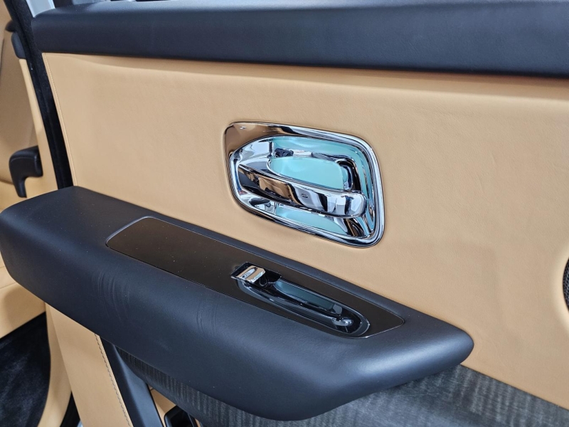 Rolls-Royce Cullinan бензин 2019 id-1007112 Купить Rolls-Royce Cullinan бензин 2019 id-1007112 в Киеве, Фото №15