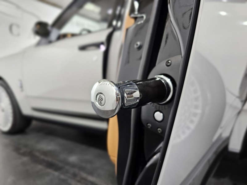 Rolls-Royce Cullinan бензин 2019 id-1007112 Купить Rolls-Royce Cullinan бензин 2019 id-1007112 в Киеве, Фото №27