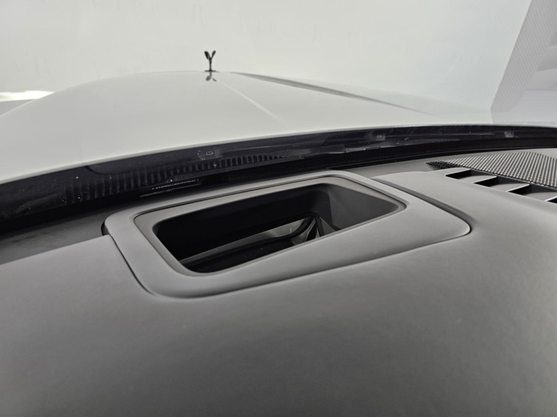 Rolls-Royce Cullinan бензин 2019 id-1007112 Купить Rolls-Royce Cullinan бензин 2019 id-1007112 в Киеве, Фото №32