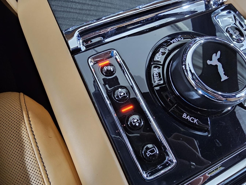 Rolls-Royce Cullinan бензин 2019 id-1007112 Купить Rolls-Royce Cullinan бензин 2019 id-1007112 в Киеве, Фото №46