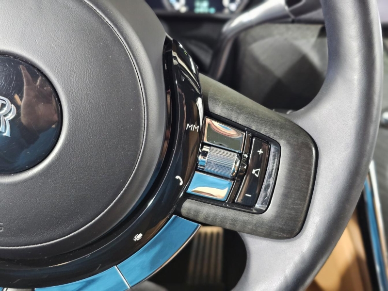 Rolls-Royce Cullinan бензин 2019 id-1007112 Купить Rolls-Royce Cullinan бензин 2019 id-1007112 в Киеве, Фото №49