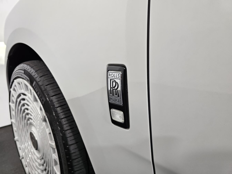 Rolls-Royce Cullinan бензин 2019 id-1007112 Купить Rolls-Royce Cullinan бензин 2019 id-1007112 в Киеве, Фото №51