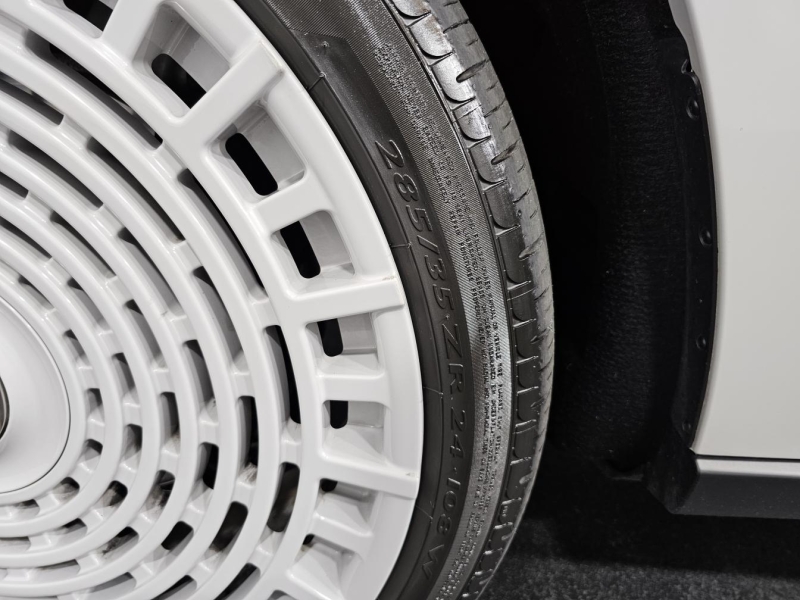 Rolls-Royce Cullinan бензин 2019 id-1007112 Купить Rolls-Royce Cullinan бензин 2019 id-1007112 в Киеве, Фото №54