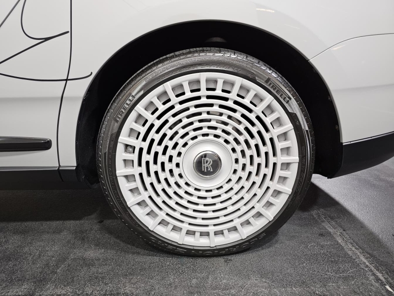 Rolls-Royce Cullinan бензин 2019 id-1007112 Купить Rolls-Royce Cullinan бензин 2019 id-1007112 в Киеве, Фото №55