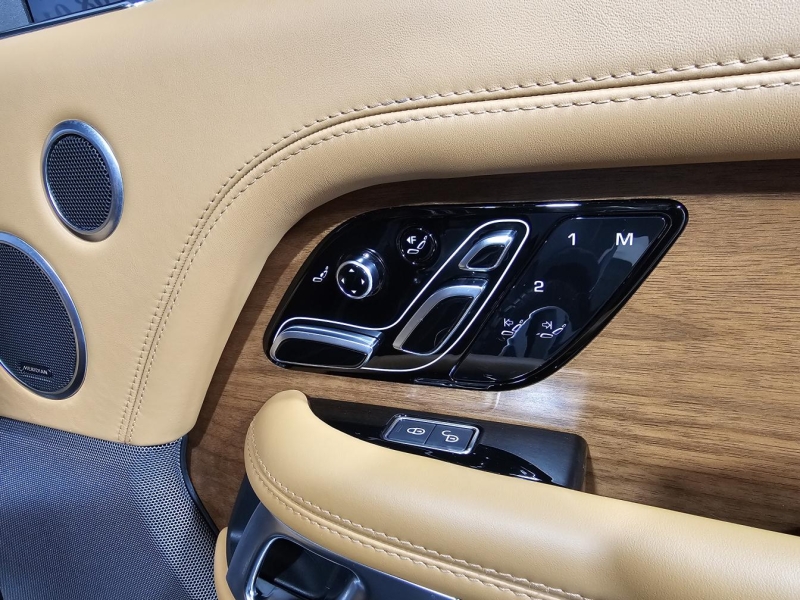 Land-Rover Range-Rover Autobiography дизель 2018 id-1007115 Купить Land-Rover Range-Rover Autobiography дизель 2018 id-1007115 в Киеве, Фото №18