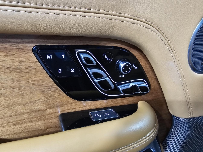 Land-Rover Range-Rover Autobiography дизель 2018 id-1007115 Купить Land-Rover Range-Rover Autobiography дизель 2018 id-1007115 в Киеве, Фото №28