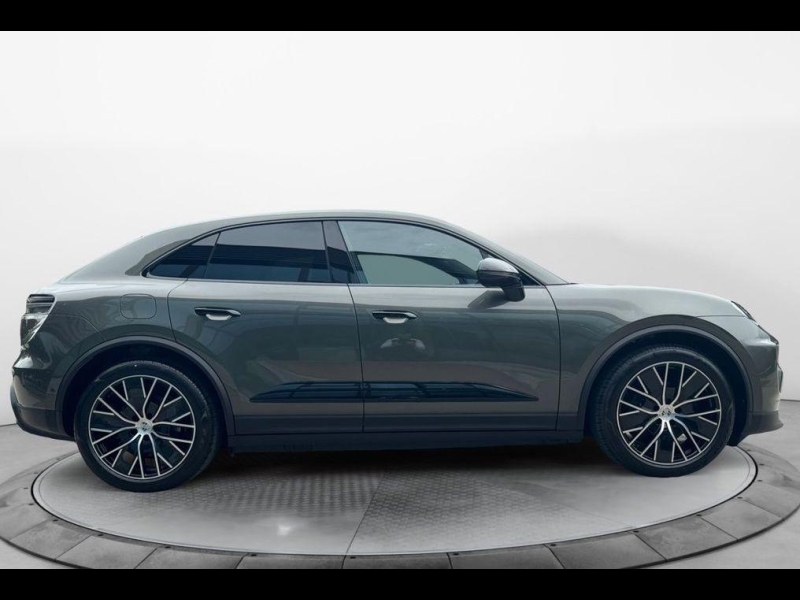 Купить Porsche Macan 4 электро 2025 id-1007117 в Киеве, Фото №4