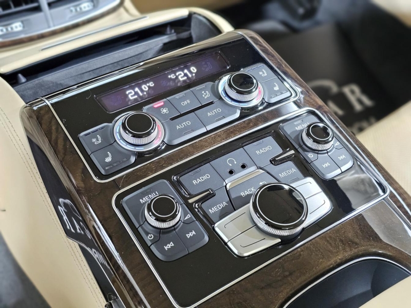 Audi A8 LONG бензин 2015 id-1007120 Купить Audi A8 LONG бензин 2015 id-1007120 в Киеве, Фото №17