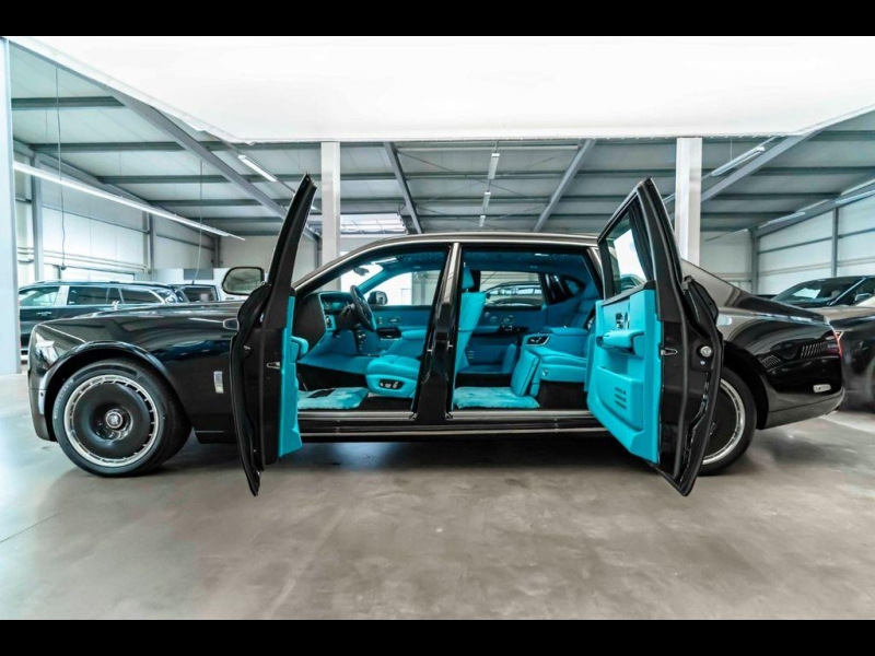 Rolls-Royce Phantom Extended Wheelbase бензин 2025 id-1007167 Купить Rolls-Royce Phantom Extended Wheelbase бензин 2025 id-1007167 в Киеве, Фото №13