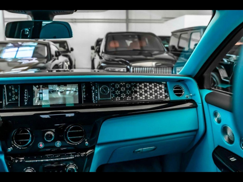 Rolls-Royce Phantom Extended Wheelbase бензин 2025 id-1007167 Купить Rolls-Royce Phantom Extended Wheelbase бензин 2025 id-1007167 в Киеве, Фото №14