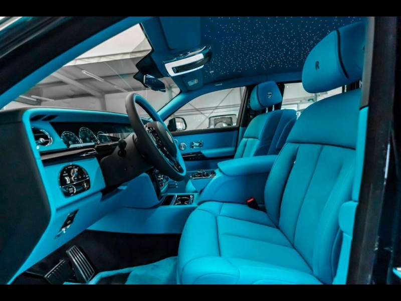 Rolls-Royce Phantom Extended Wheelbase бензин 2025 id-1007167 Купить Rolls-Royce Phantom Extended Wheelbase бензин 2025 id-1007167 в Киеве, Фото №7