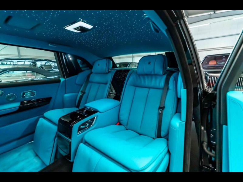 Rolls-Royce Phantom Extended Wheelbase бензин 2025 id-1007167 Купить Rolls-Royce Phantom Extended Wheelbase бензин 2025 id-1007167 в Киеве, Фото №15