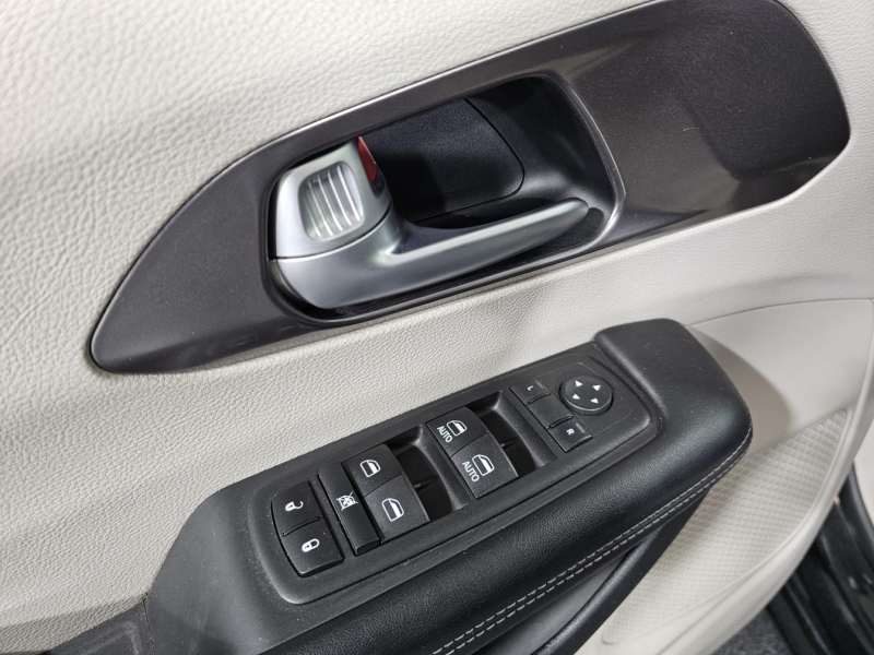 Chrysler Pacifica гибрид 2017 id-1007170 Купить Chrysler Pacifica гибрид 2017 id-1007170 в Киеве, Фото №35