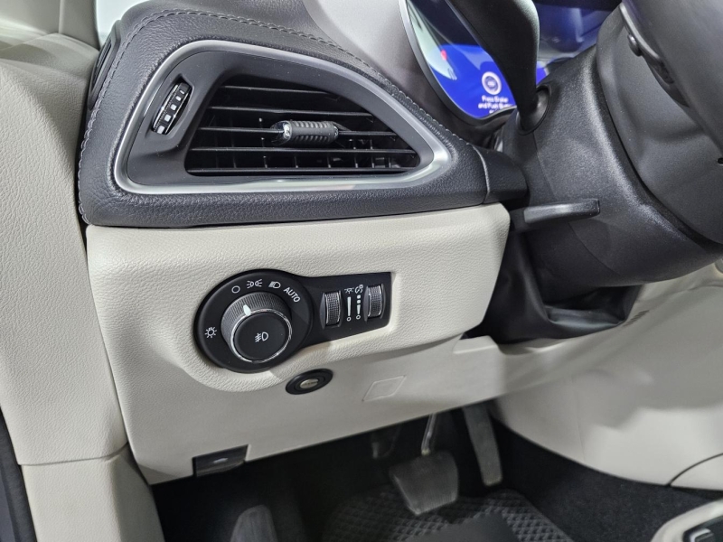 Chrysler Pacifica гибрид 2017 id-1007170 Купить Chrysler Pacifica гибрид 2017 id-1007170 в Киеве, Фото №37