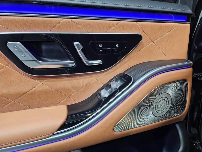 Mercedes-Benz S 500 Long 4Matic бензин 2022 id-1007182 Купить Mercedes-Benz S 500 Long 4Matic бензин 2022 id-1007182 в Киеве, Фото №12