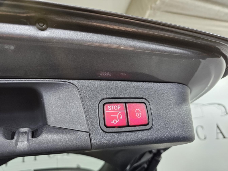 Купить Mercedes-Benz GLB 220d 4Matic дизель 2023 id-1007184 в Киеве, Фото №10