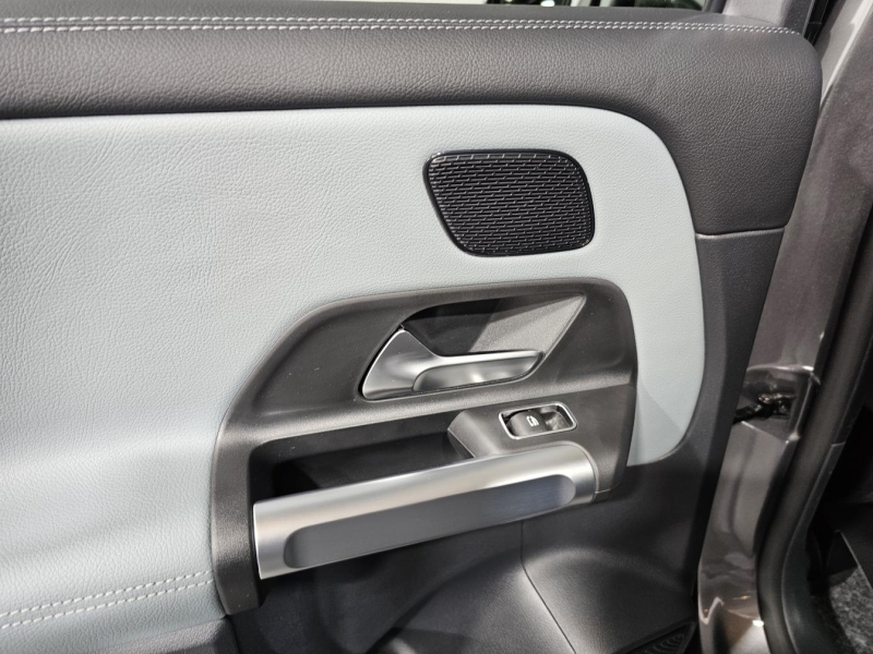 Купить Mercedes-Benz GLB 220d 4Matic дизель 2023 id-1007184 в Киеве, Фото №14