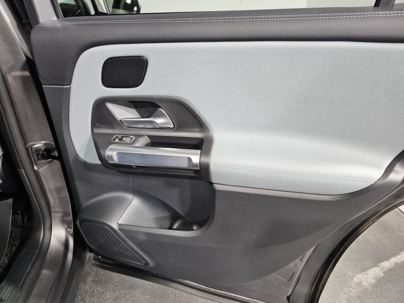 Купить Mercedes-Benz GLB 220d 4Matic дизель 2023 id-1007184 в Киеве, Фото №16