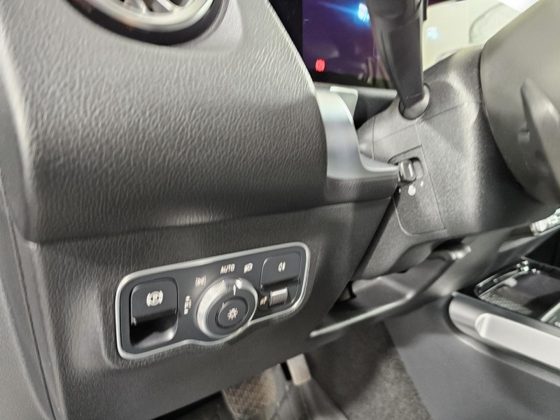 Купить Mercedes-Benz GLB 220d 4Matic дизель 2023 id-1007184 в Киеве, Фото №24