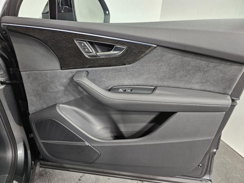 Audi Q7 50 TDI дизель 2024 id-1007199 Купить Audi Q7 50 TDI дизель 2024 id-1007199 в Киеве, Фото №25