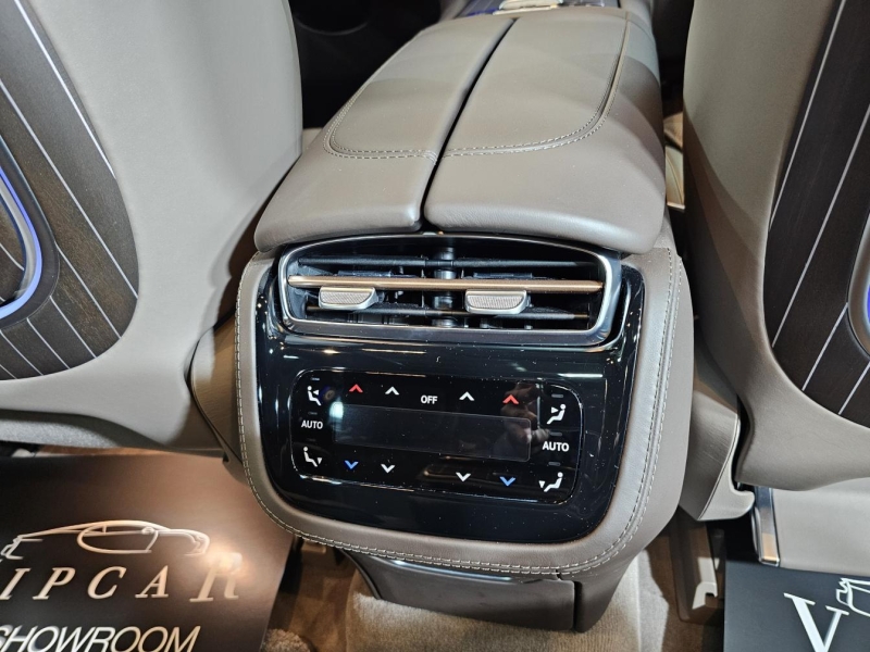 Купить Mercedes-Maybach EQS 680 SUV электро 2024 id-1007206 в Киеве, Фото №30