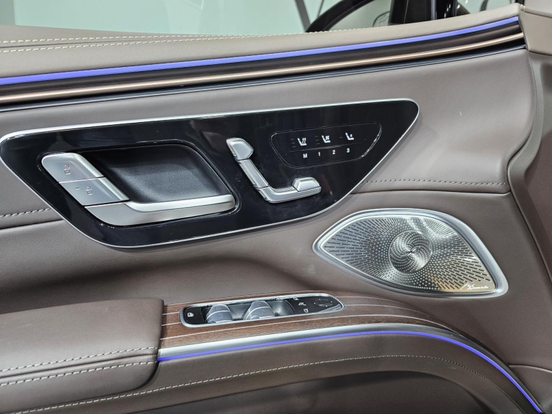 Купить Mercedes-Maybach EQS 680 SUV электро 2024 id-1007206 в Киеве, Фото №43