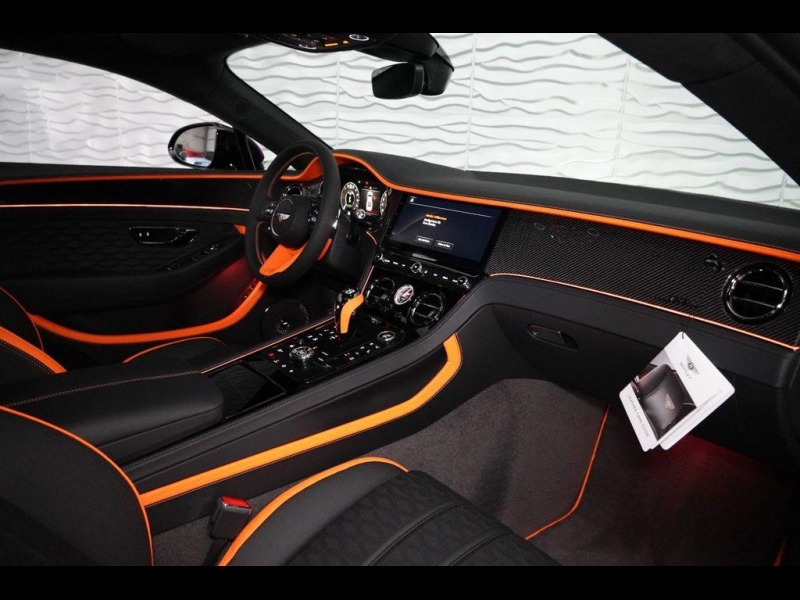 Купить Bentley Continental GT Speed гибрид 2026 id-1007228 в Киеве, Фото №3