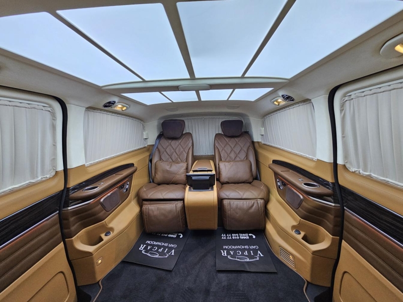 Mercedes-Benz V 300D Extralong 4matic VIP SEATS дизель 2023 id-1007286 Купить Mercedes-Benz V 300D Extralong 4matic VIP SEATS дизель 2023 id-1007286 в Киеве, Фото №8