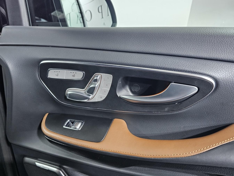 Купить Mercedes-Benz V 300D Extralong 4matic VIP SEATS дизель 2023 id-1007286 в Киеве, Фото №20