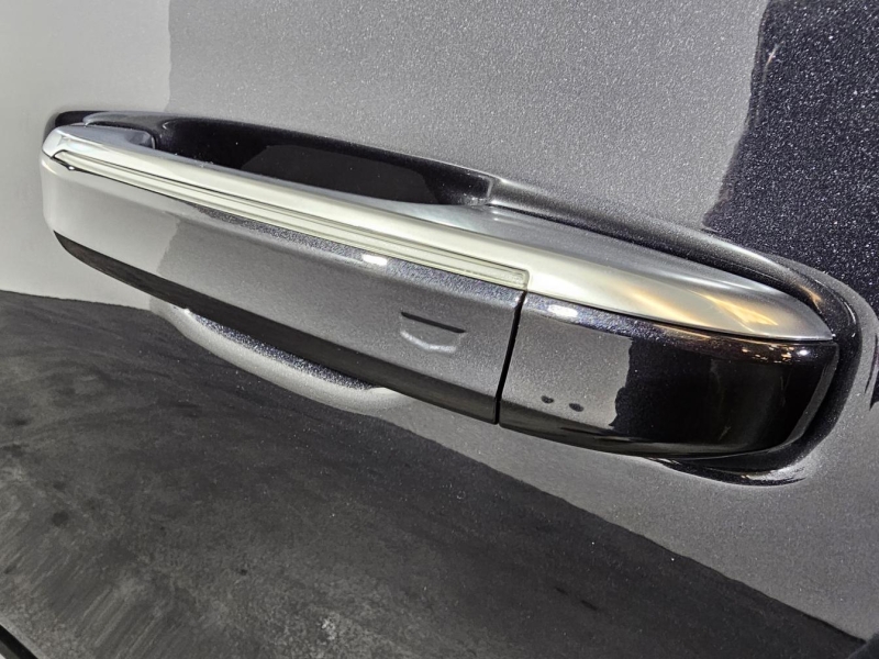 Cadillac Escalade Premium Luxury Platinum бензин 2022 id-1007320 Купить Cadillac Escalade Premium Luxury Platinum бензин 2022 id-1007320 в Киеве, Фото №39