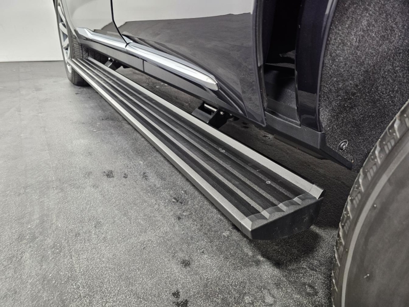 Cadillac Escalade Premium Luxury Platinum бензин 2022 id-1007320 Купить Cadillac Escalade Premium Luxury Platinum бензин 2022 id-1007320 в Киеве, Фото №41