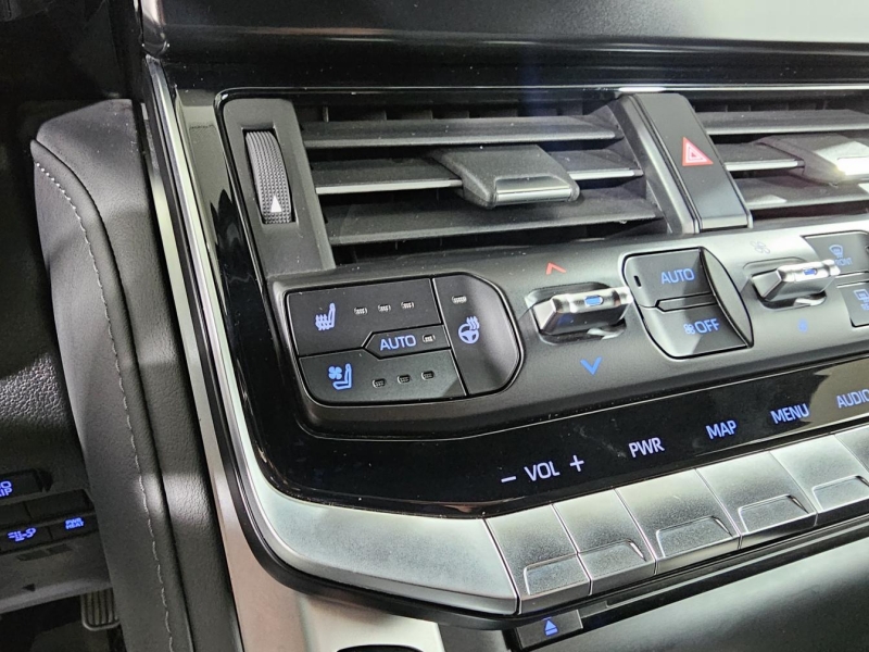 Toyota Land Cruiser 300 GUARD B6+ дизель 2024 id-1007332 Купить Toyota Land Cruiser 300 GUARD B6+ дизель 2024 id-1007332 в Киеве, Фото №38