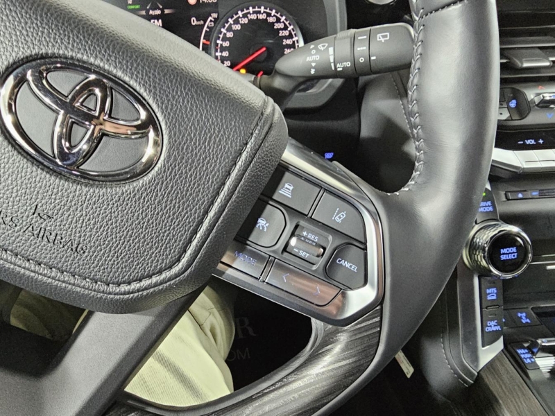 Купить Toyota Land Cruiser 300 GUARD B6+ дизель 2026 id-1007332 в Киеве, Фото №45