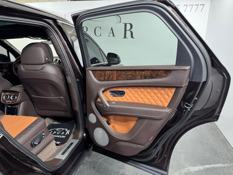 Bentley Bentayga Mulliner бензин 2019 id-1007355 Купить Bentley Bentayga Mulliner бензин 2019 id-1007355 в Киеве, Фото №8