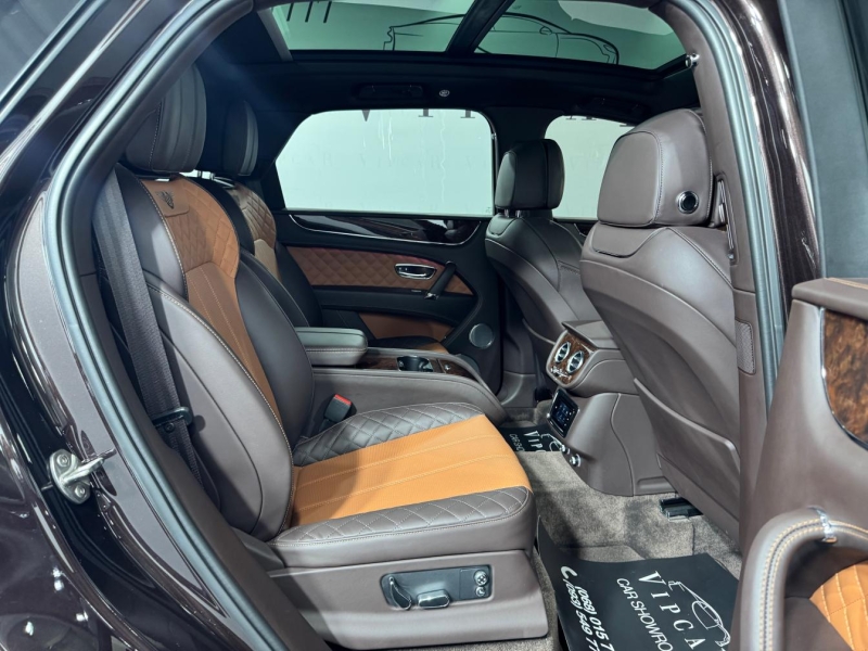 Bentley Bentayga Mulliner бензин 2019 id-1007355 Купить Bentley Bentayga Mulliner бензин 2019 id-1007355 в Киеве, Фото №9