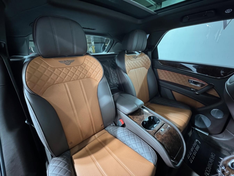 Bentley Bentayga Mulliner бензин 2019 id-1007355 Купить Bentley Bentayga Mulliner бензин 2019 id-1007355 в Киеве, Фото №11
