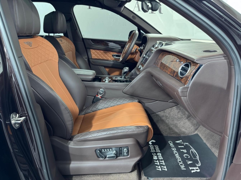 Bentley Bentayga Mulliner бензин 2019 id-1007355 Купить Bentley Bentayga Mulliner бензин 2019 id-1007355 в Киеве, Фото №17