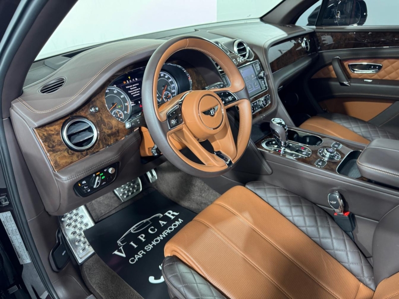 Bentley Bentayga Mulliner бензин 2019 id-1007355 Купить Bentley Bentayga Mulliner бензин 2019 id-1007355 в Киеве, Фото №22