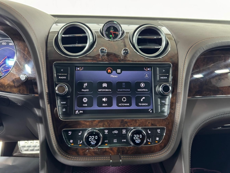 Bentley Bentayga Mulliner бензин 2019 id-1007355 Купить Bentley Bentayga Mulliner бензин 2019 id-1007355 в Киеве, Фото №29