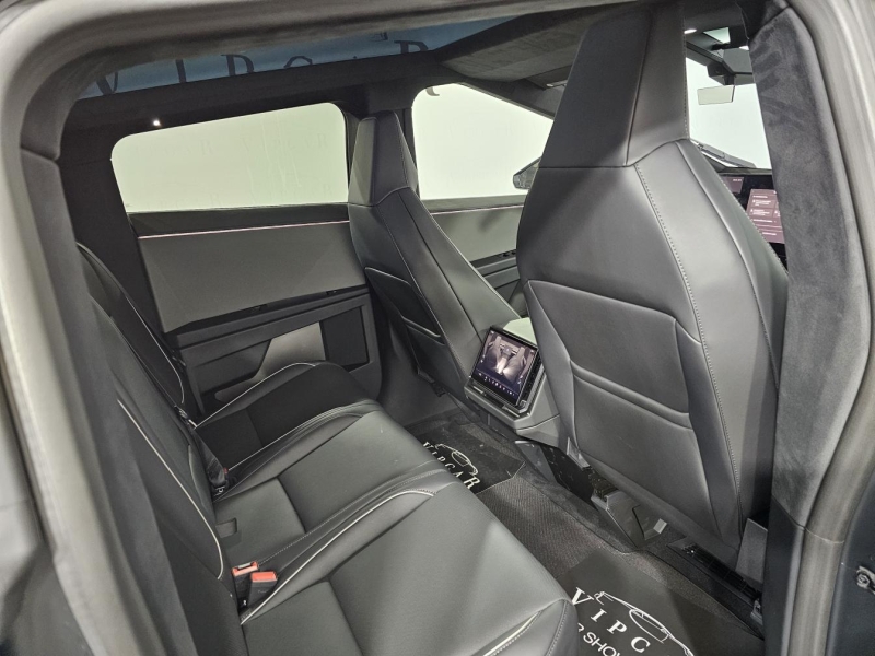 Tesla Cybertruck электро 2024 id-1007363 Купить Tesla Cybertruck электро 2024 id-1007363 в Киеве, Фото №18