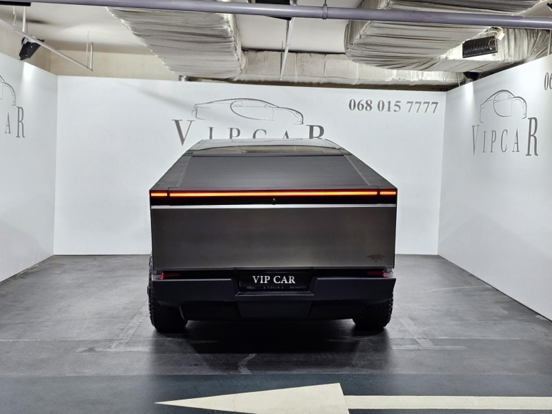 Купить Tesla Cybertruck электро 2024 id-1007363 в Киеве, Фото №14