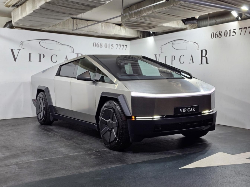 Tesla Cybertruck электро 2024 id-1007363 Купить Tesla Cybertruck электро 2024 id-1007363 в Киеве, Фото №1