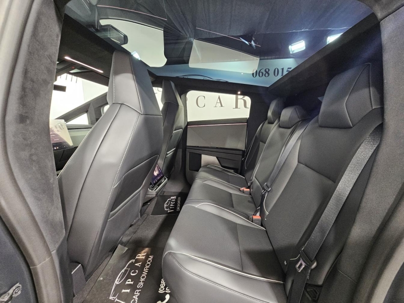 Tesla Cybertruck электро 2024 id-1007363 Купить Tesla Cybertruck электро 2024 id-1007363 в Киеве, Фото №17