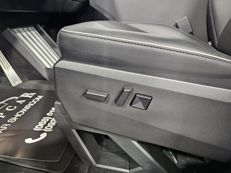 Tesla Cybertruck электро 2024 id-1007363 Купить Tesla Cybertruck электро 2024 id-1007363 в Киеве, Фото №35