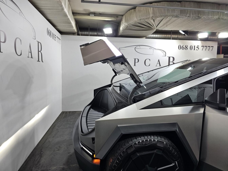 Tesla Cybertruck электро 2024 id-1007363 Купить Tesla Cybertruck электро 2024 id-1007363 в Киеве, Фото №8