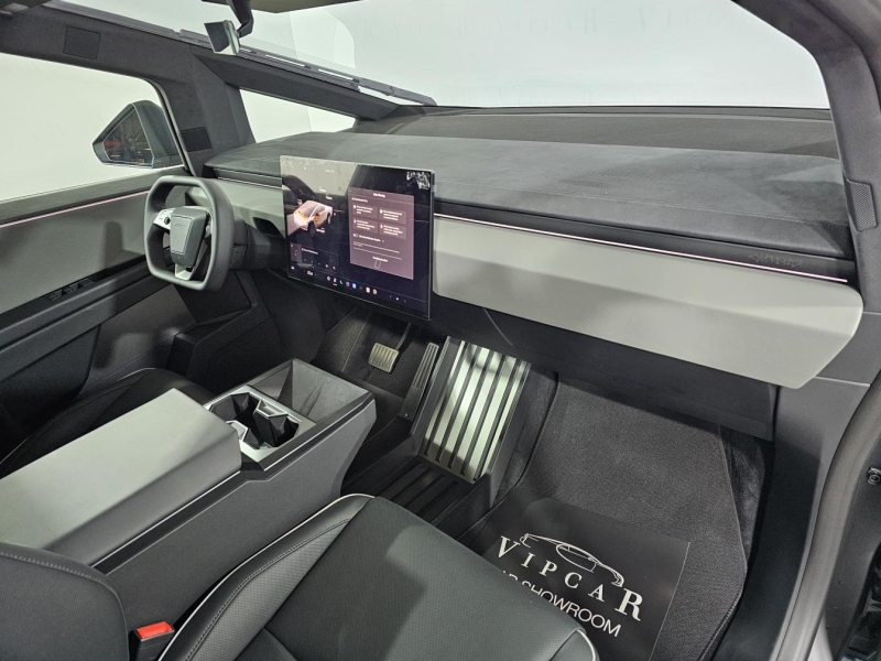 Tesla Cybertruck электро 2024 id-1007363 Купить Tesla Cybertruck электро 2024 id-1007363 в Киеве, Фото №25